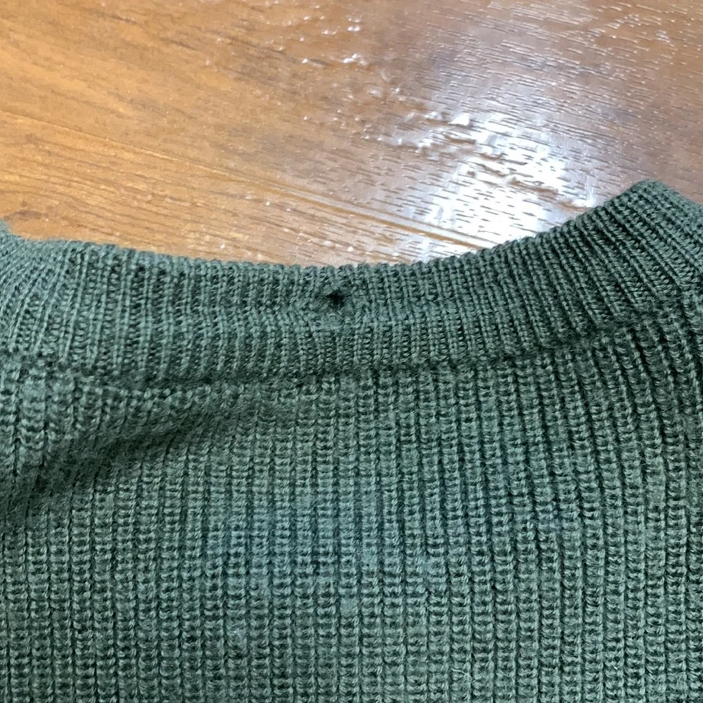 Vintage German Military Men's Olive Green Military-Style Army Wool Knit Sweater